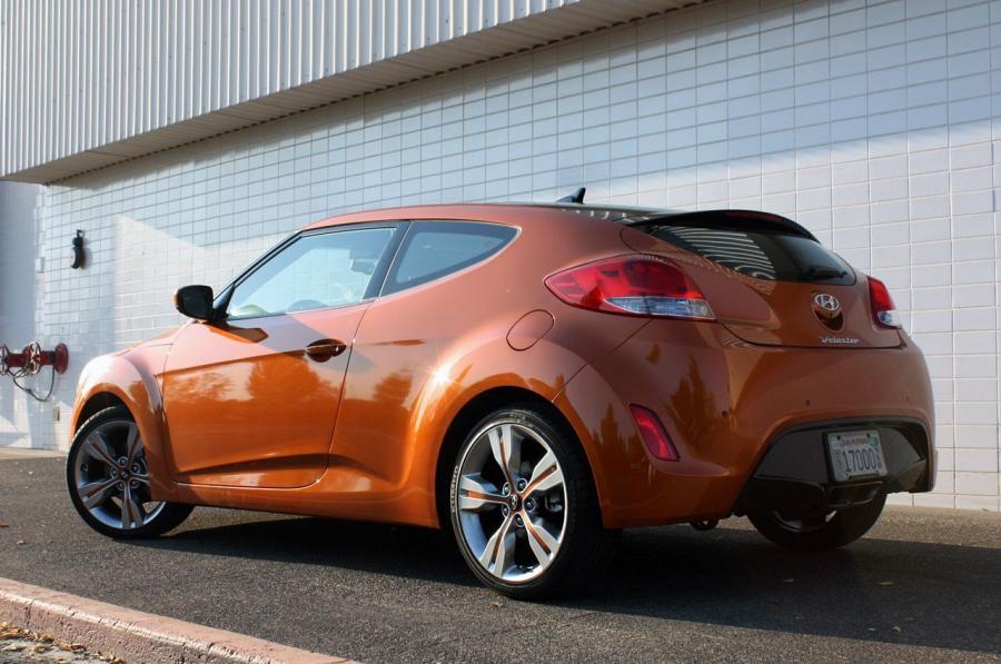  Hyundai Veloster 2011 года  (фото 90 из 184)